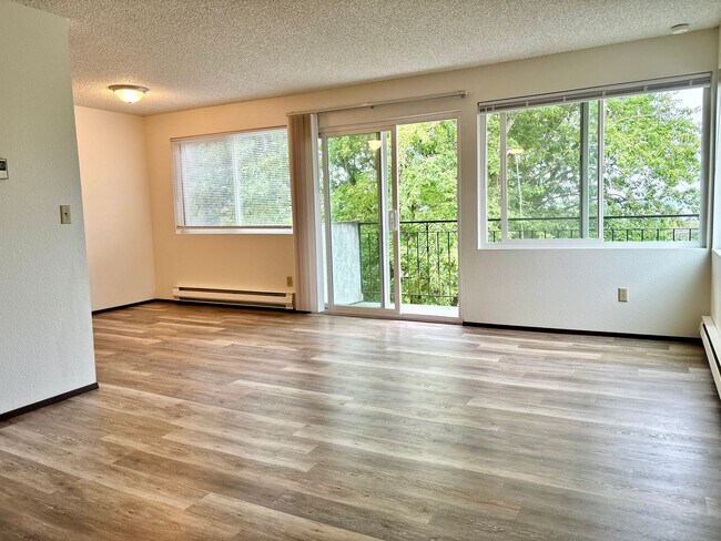 Photo - 11255 Greenwood Ave N Unit 203