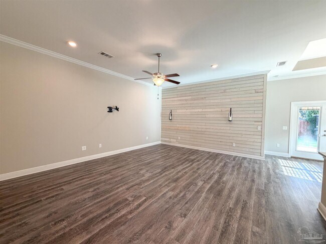Photo - 6109 Twenty One Oaks Dr