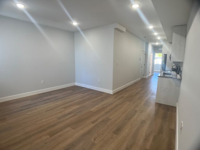 Photo - 3215 N 13th St