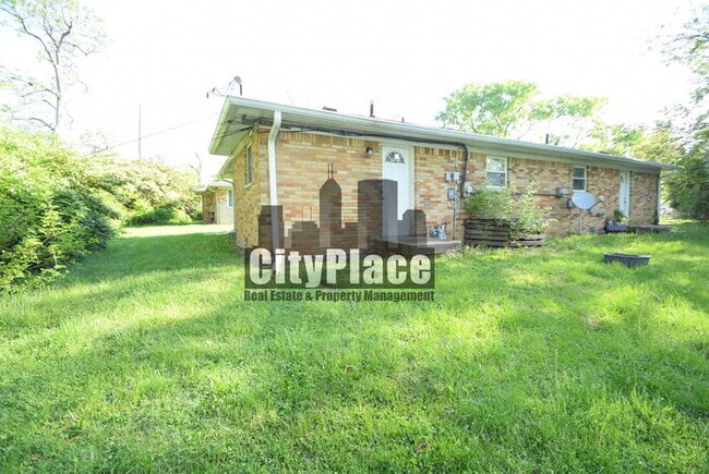 Photo - 2404 N Lesley Ave