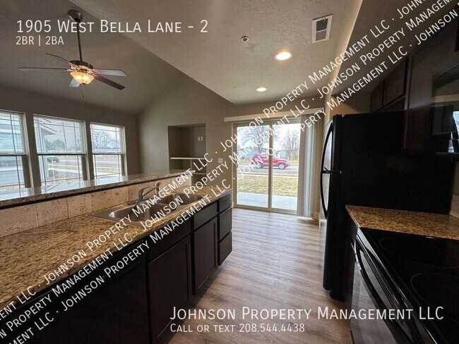 Photo - 1905 W Bella Ln Unit 2