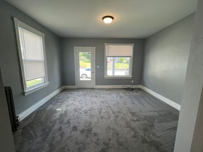 Photo - 134 N Walnut St