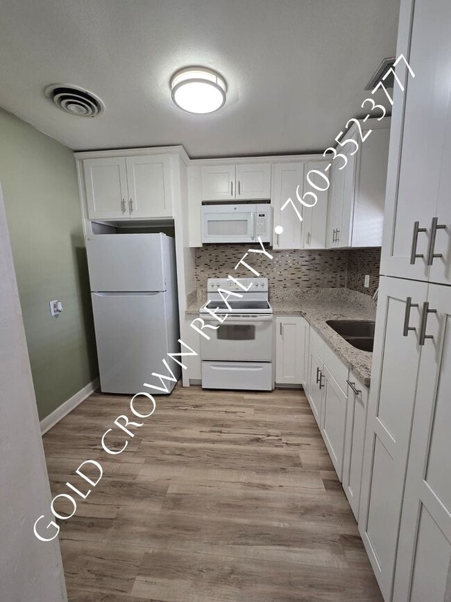Photo - 630 Palm Ave