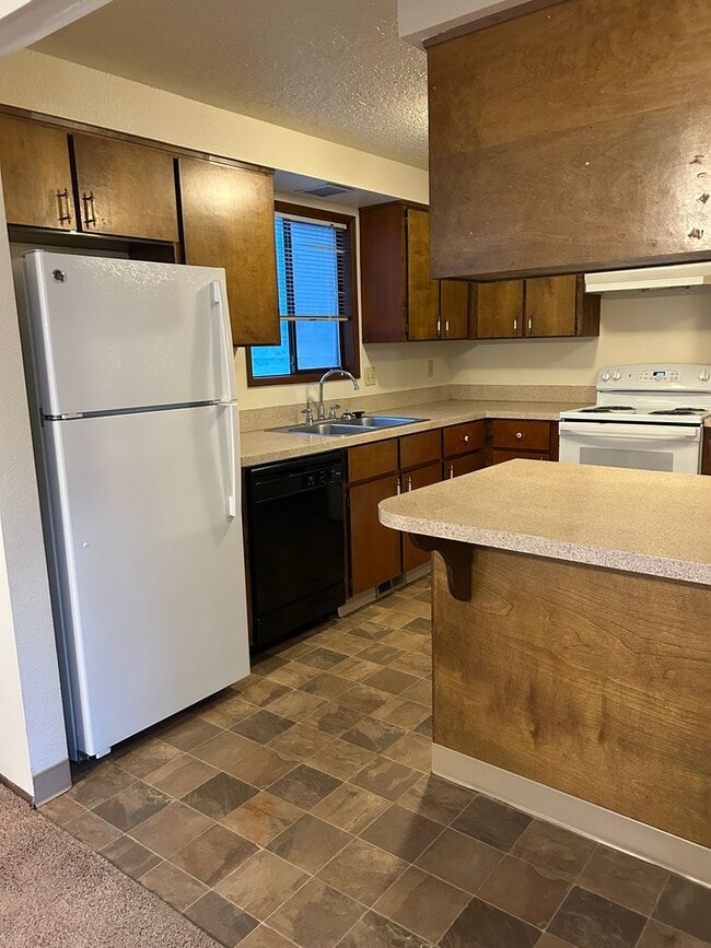 Photo - (379) Glenridge Dr. - 2 Bedroom / 1.5 Bathroom - Townhome Duplex Unidad 2867