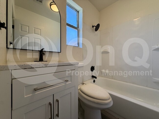 Photo - 426 N 17th Ave
