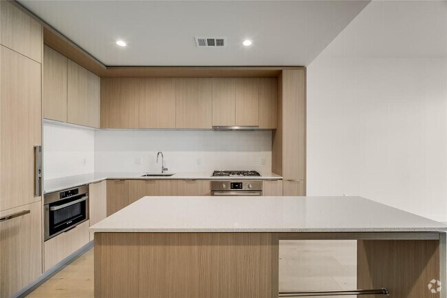 Building Photo - 44 East Ave Unit 2903 Rental