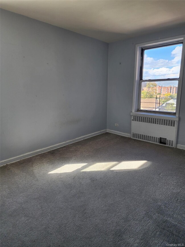 Photo - 102-21-102-63 63rd Rd