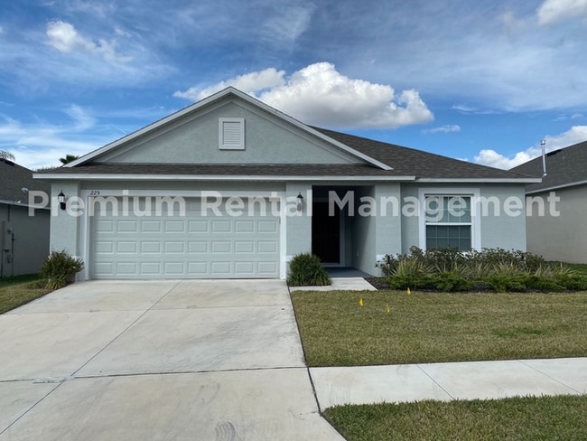 Building Photo - 3 bedroom 2 bath Home in Champions Gate!