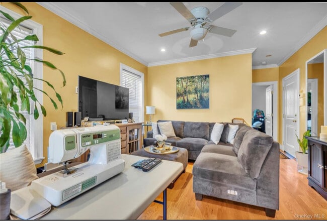 Photo - 150 S 6th Ave Unit 3