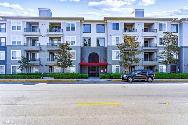 Photo - 2 br, 2 bath Condo - 1801 E Katella Avenue... Unit #3051
