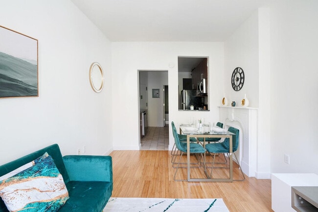 Photo - 62 Columbus Ave Unidad FL3-ID1251669P