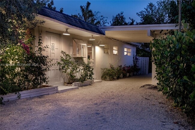 Photo - 3138 SW 15th St