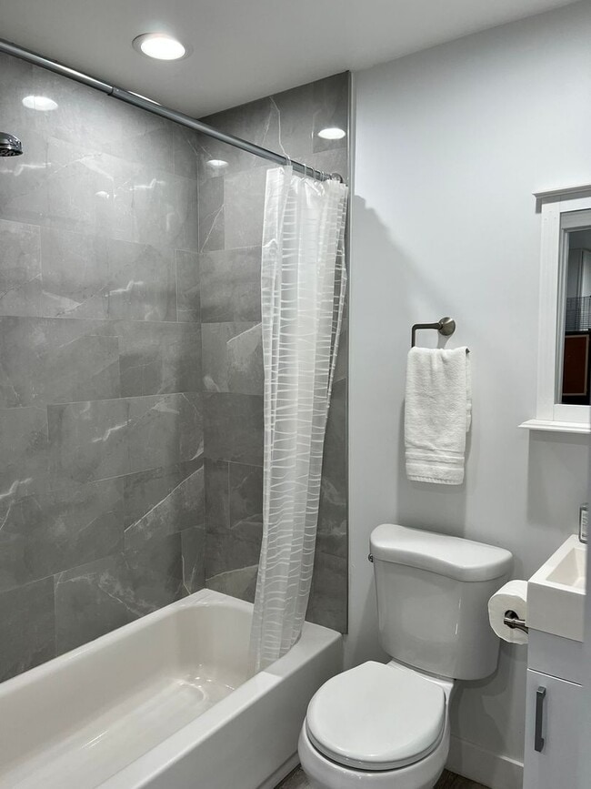 Photo - 7436 Cleon Ave