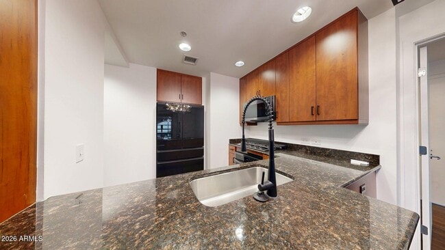 7157 E Rancho Vista Dr Unit 2011