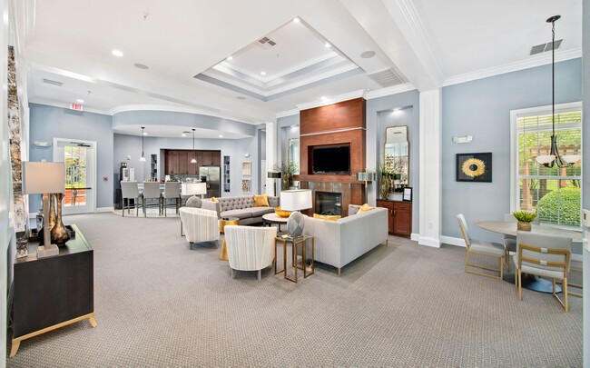 Photo - MAA Bellevue