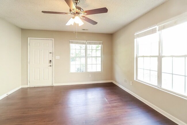 Photo - 1069 Park Meadow Dr