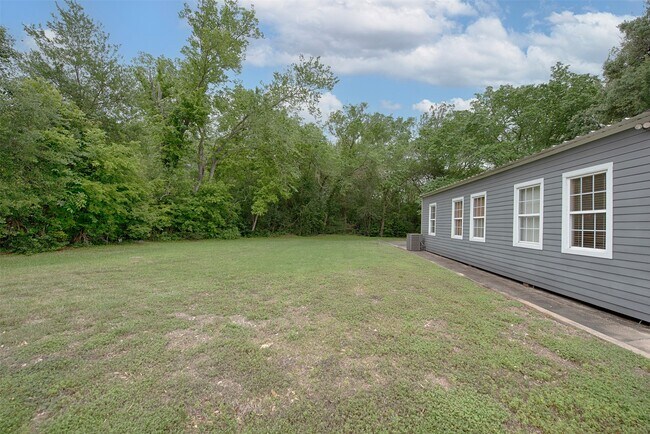 Photo - 715 Grand Ave