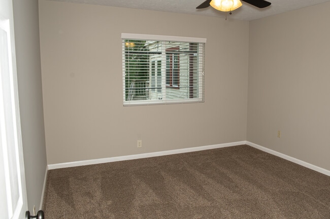 Photo - Hansom Court