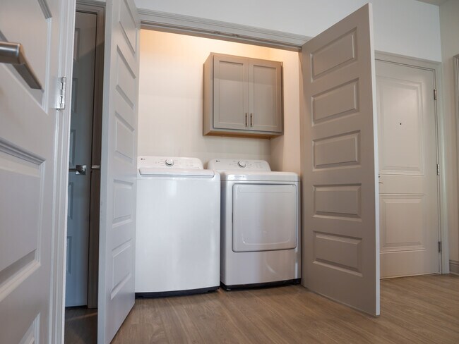 The Zulu: 1BR, 1BA- Kitchen