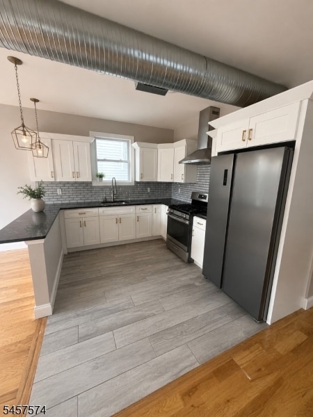 Building Photo - 372 E 27th St Unit 201