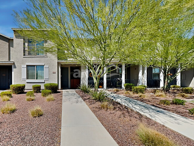 Building Photo - 20744 W Thomas Rd Rental