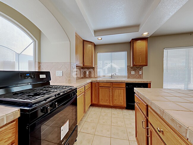 Photo - 10805 Osage Winter St