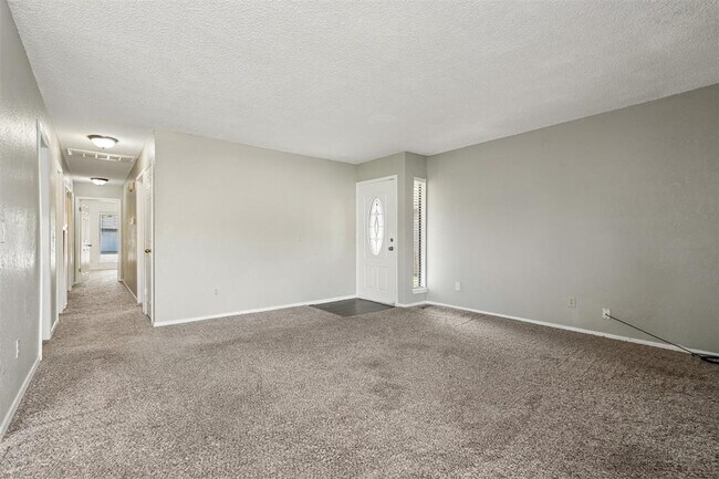 Photo - 3703 Southwind Ave