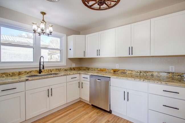 Photo - 177 Jarrett Buck Loop