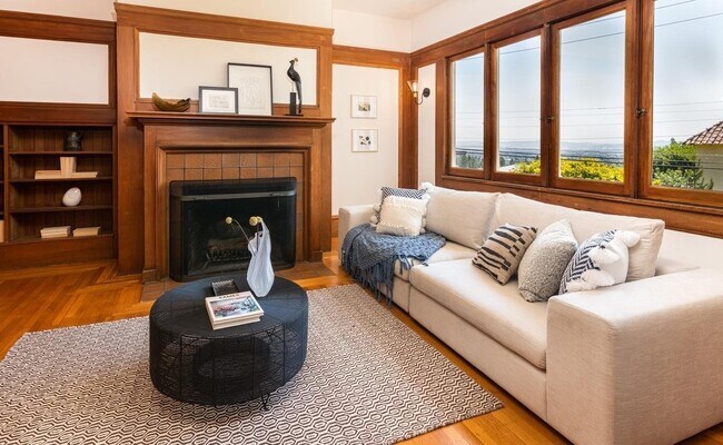 Photo - 7 Panoramic Way Unit 7