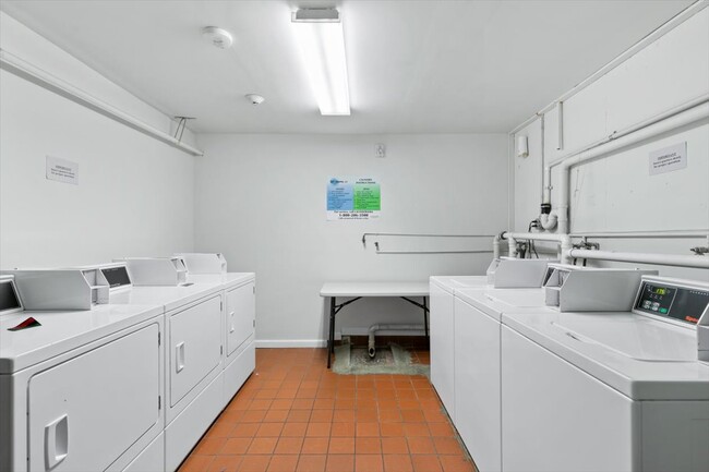 Laundry Room - Sea Breeze Apartments
