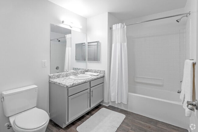 2 BR, 2 BA - 1,064 SF