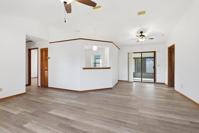 Photo - 536 Gaspar Ave