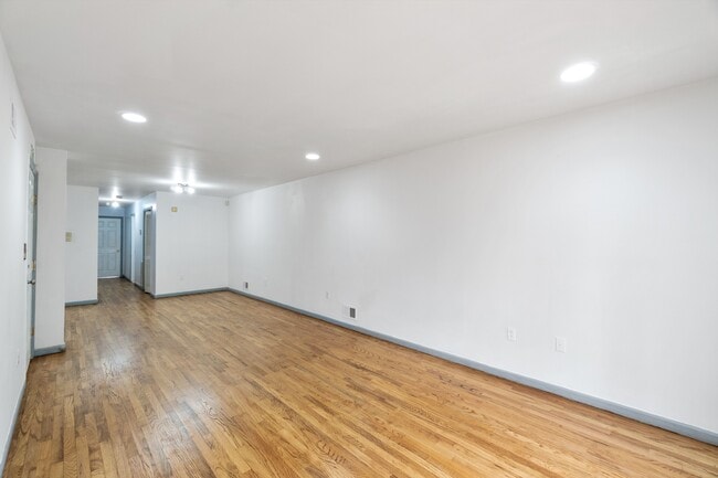 Photo - 38 Graham St