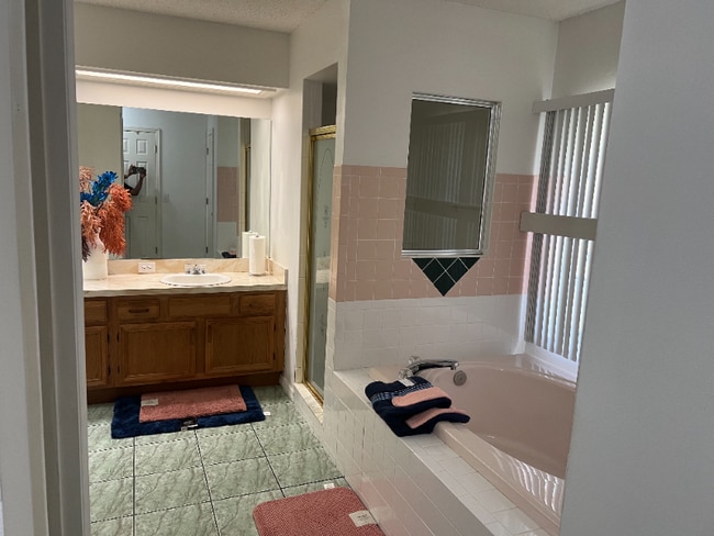 Photo - 11610 Higdon Dr