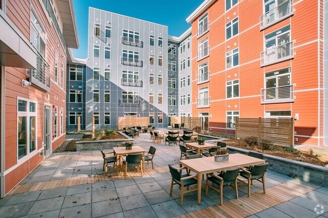Building Photo - 99 Tremont St Unit 205 Rental