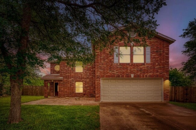 Photo - 928 Justeford Dr
