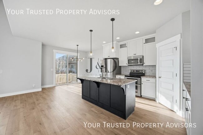 Building Photo - 960 S 2040 W