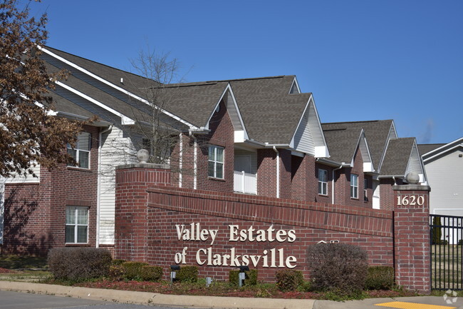 Signage - Valley Estates of Clarksville I & II Rental