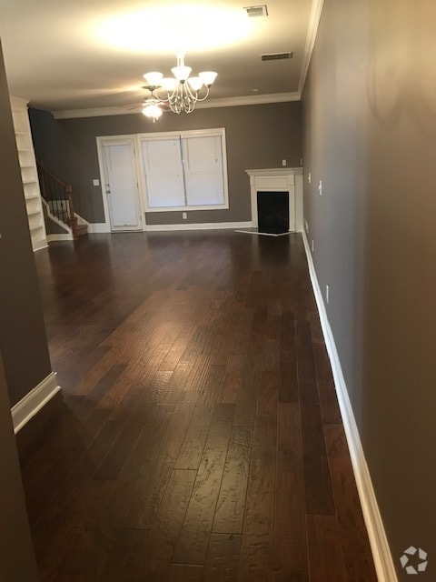 Building Photo - 140 Townview Dr Rental