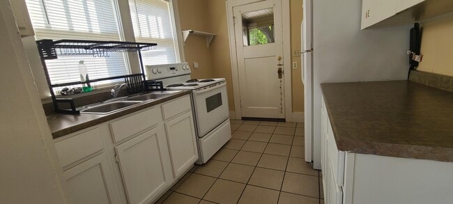 Photo - 1545 N Market St