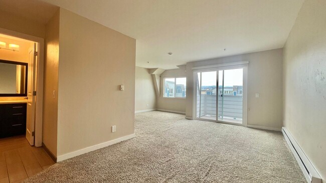 Photo - Top Floor Sweet and Spacious studio with resort style amenities and In-Unit Washer & Dryer! Unit 3406