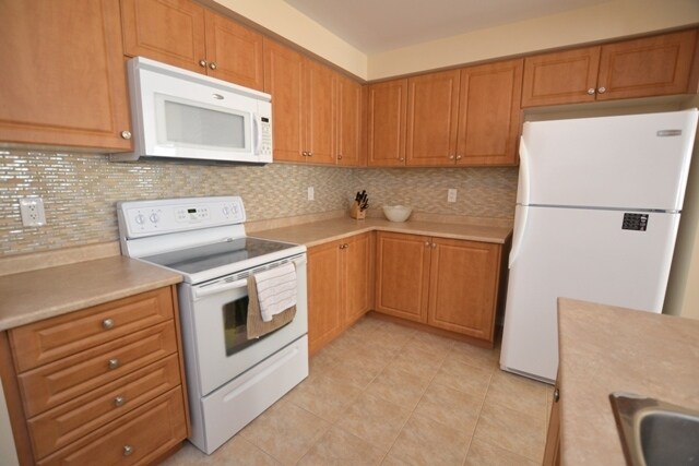 Photo - 256 Wetenhall Landng