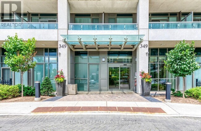 Photo - 349 Rathburn Rd W Unit Ph 105