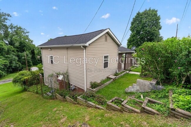 Photo - 138 Austin Ave
