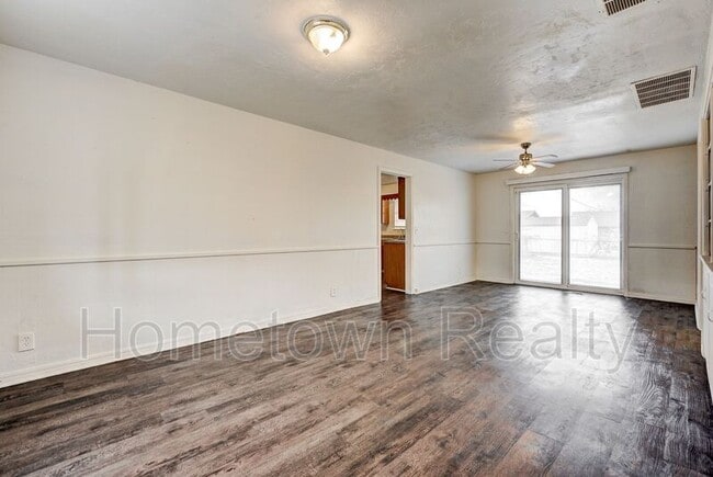 Photo - 917 NE 81st St