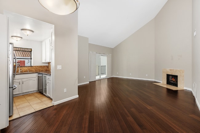 Photo - 3633 Indiana St Unidad 26