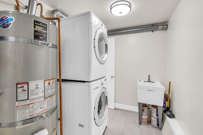 Photo - 2110 34th Ave