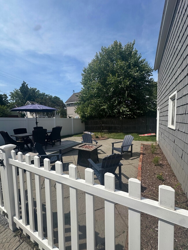 Photo - 175 Lake Ave Unit 2