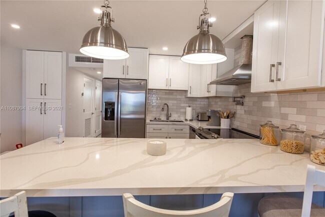 Photo - 300 Oregon St Unit 204