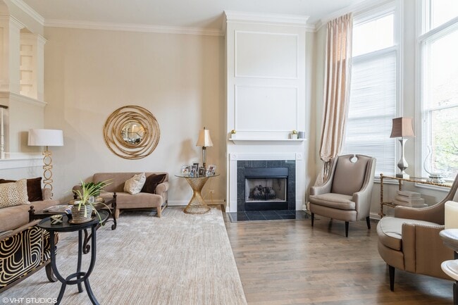 Photo - 2016 Valor Ct Unit 1